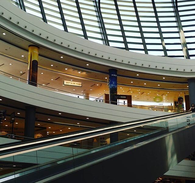 The Valencian economy grew almost two points more than the average in the third quarter