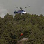 Fire fighting helicopter