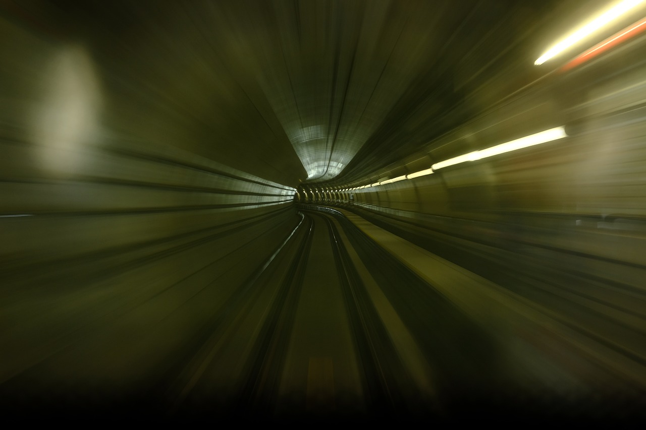 Tunnel effect