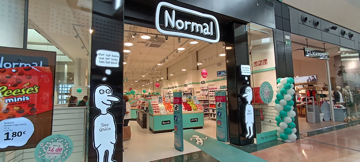 Normal store in Murcia