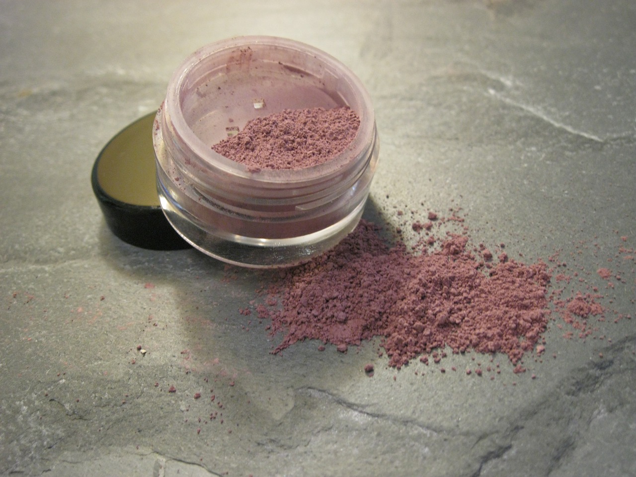 Pink powder
